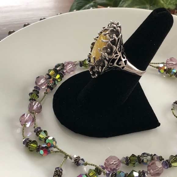 Ring - Picture 4 of 6